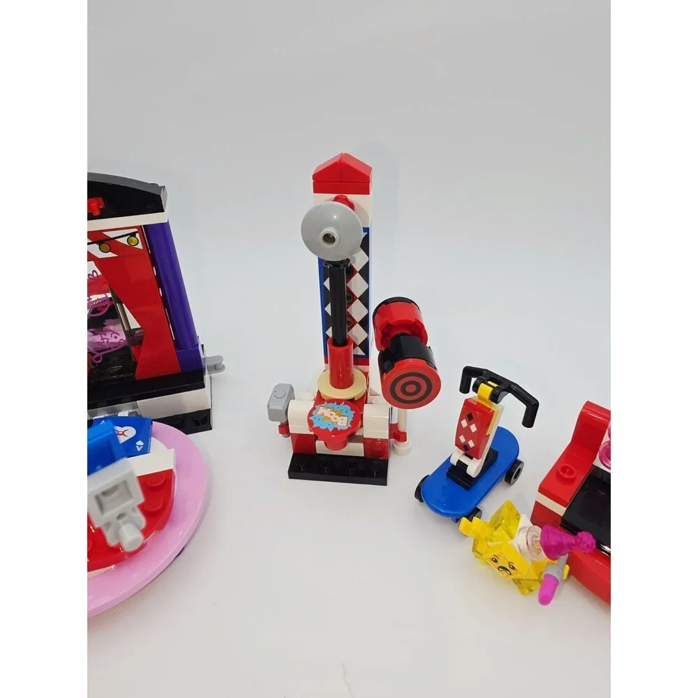 LEGO DC Super Hero Girls Harley Quinn Dorm (41236) - Pre-Owned, Complete